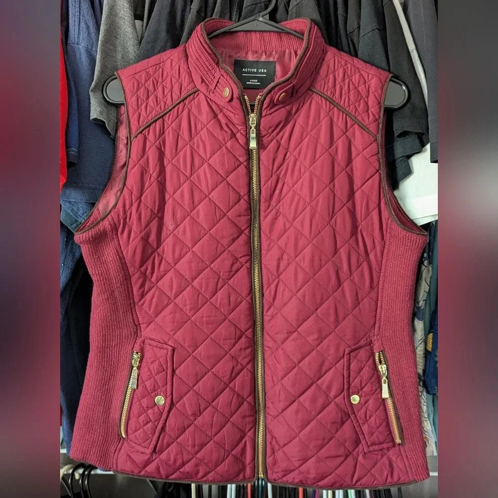 Active USA Quilted Zip Up Burgundy Vest Size Large - Picture 1 of 5